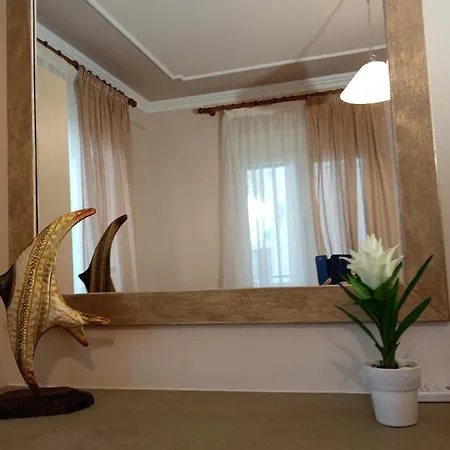 Roses Скала-Каллирахис